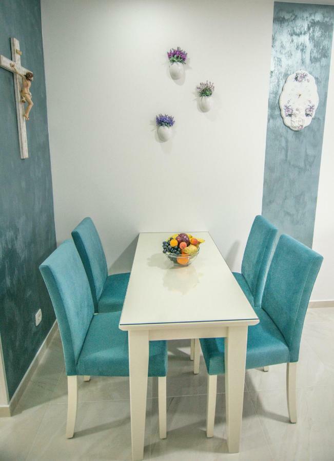 Gloria 1 Apartment